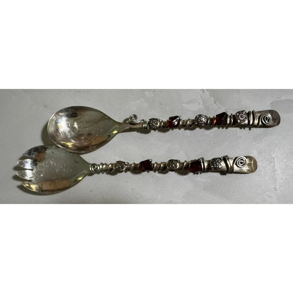 Unbranded set serving
